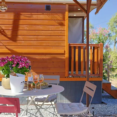 Roulotte Au Coeur Des Vignes, Campingplatz Hyères